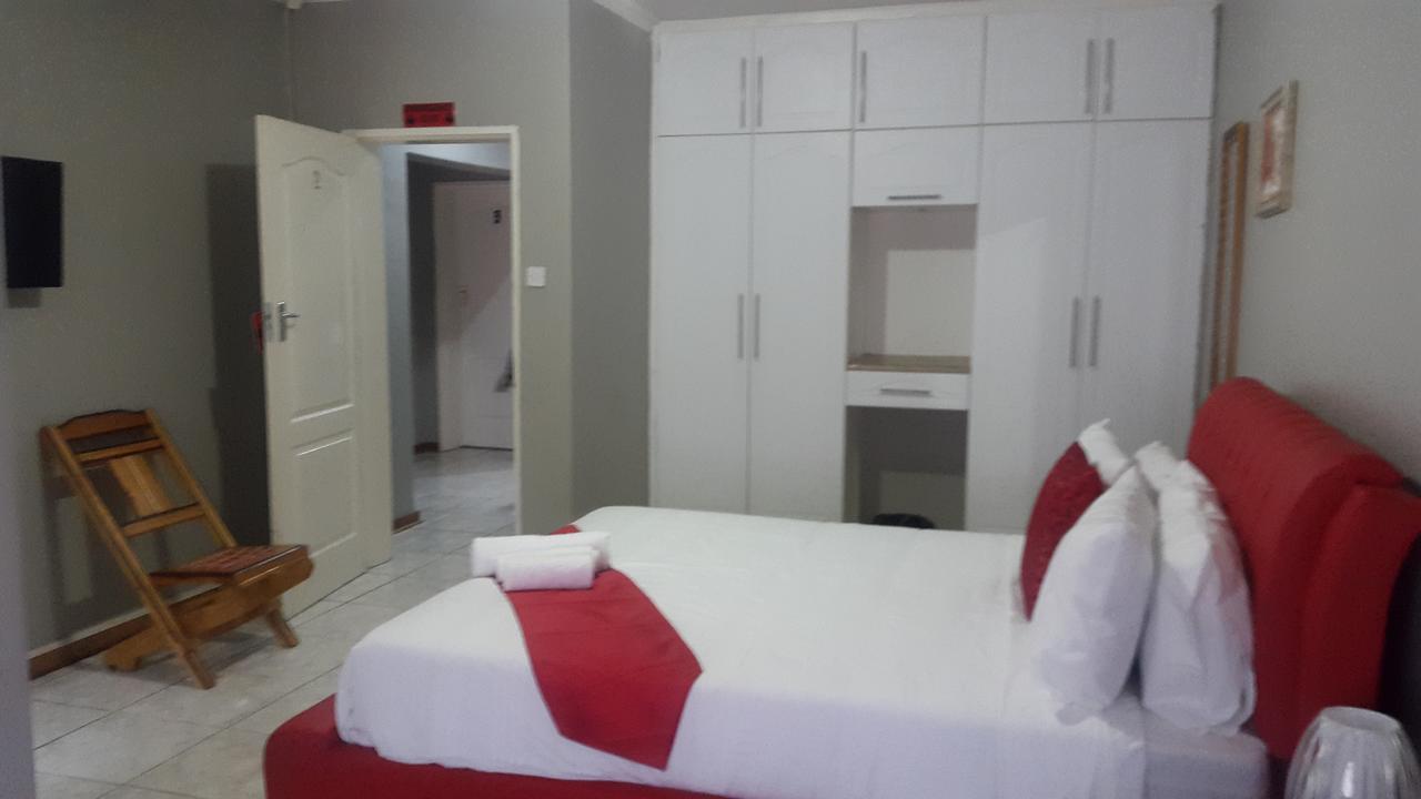 Tintech Bed&Breakfast Francistown Exteriér fotografie