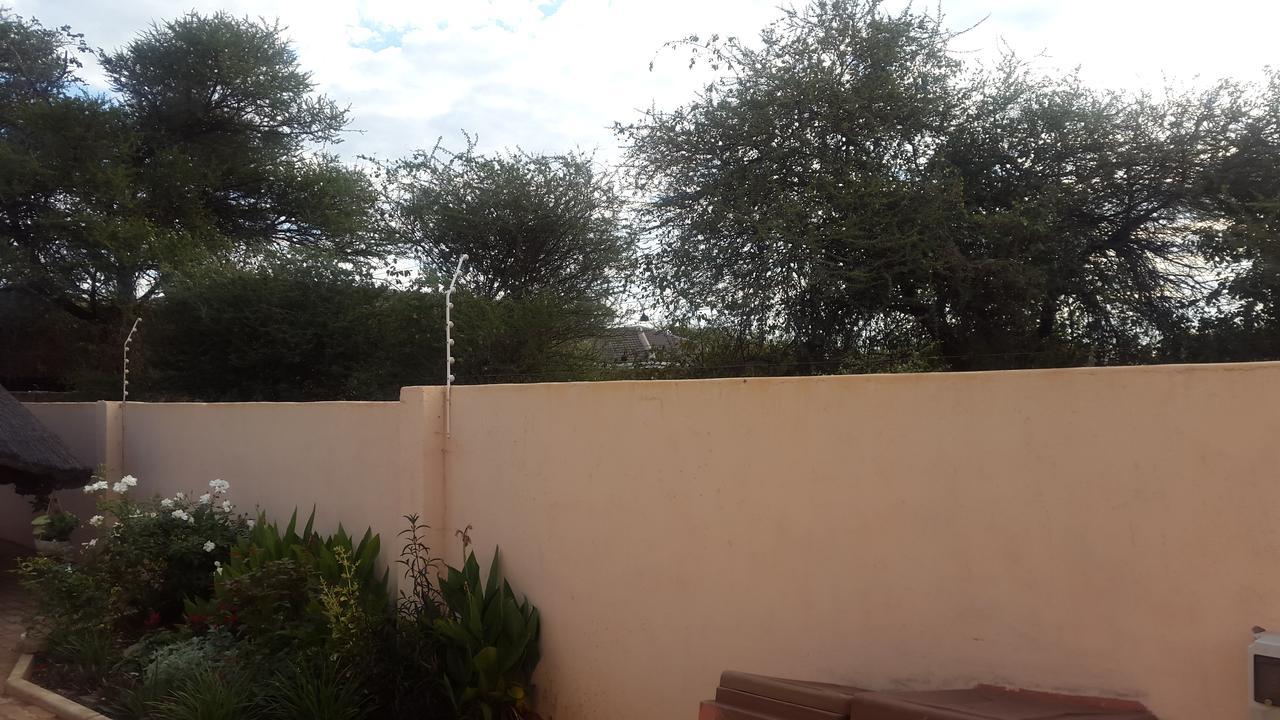 Tintech Bed&Breakfast Francistown Exteriér fotografie