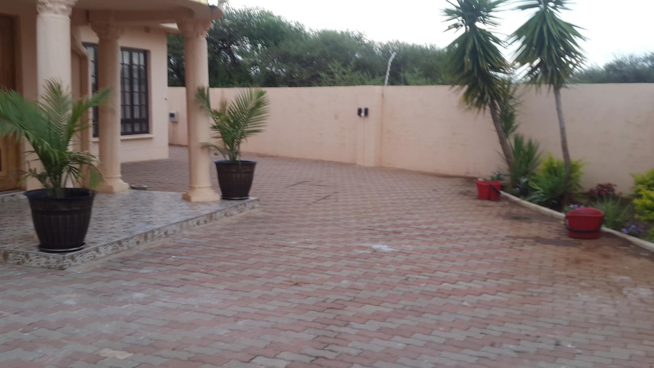 Tintech Bed&Breakfast Francistown Exteriér fotografie